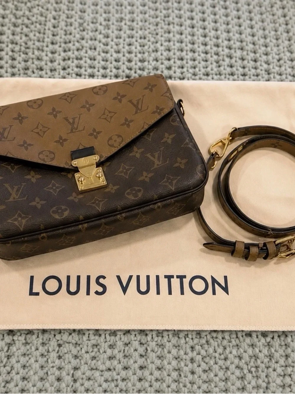 Louis Vuitton Reverse Monogram Pochette Metis Shoulder Bag - Brown/Tan